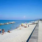 - 50m De La Appartement Spadafora