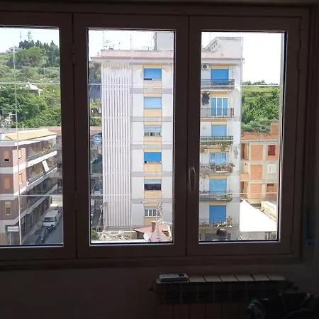 Apartment - 50m De La