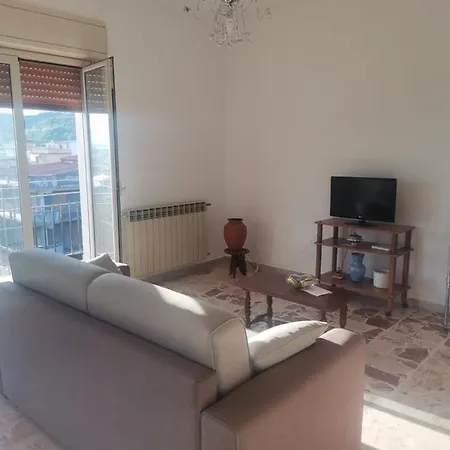 - 50m De La スパダフォーラ