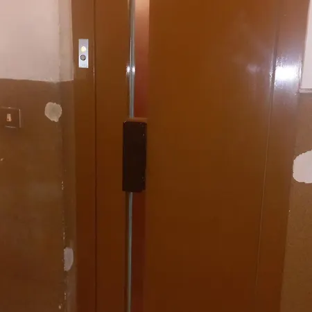 アパート - 50m De La スパダフォーラ